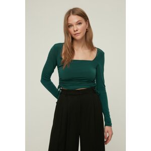 Trendyol Emerald Green Square Neck Gather Detailed Fitted Crop Stretchy Knitted Blouse