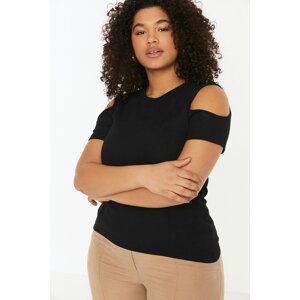Trendyol Curve Black Knitted Blouse with Cut-Out Detail
