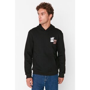 Trendyol Black Men's Regular Fit Hooded Printed Sweatshirt with Thick Pile inside, Soft Cotton.