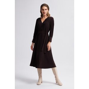 Gusto Long Dress With Pleated Collar - Brown