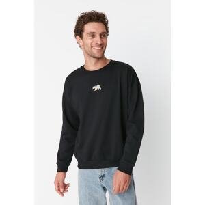 Trendyol Men's Black Oversize/Wide-Fit Fit Crew Neck Animal Embroidery Fleece Sweatshirt