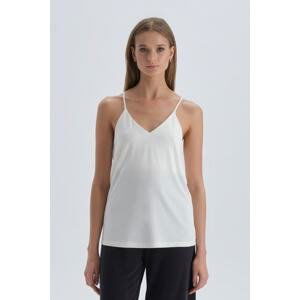 Dagi White Rope Strap Back Detail V-Neck Undershirt