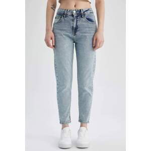 DEFACTO Comfort Fit Jeans