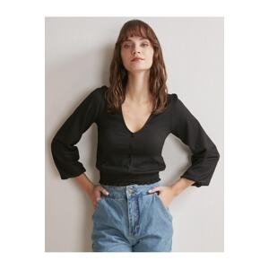 Jimmy Key Women's Black V-Neck Button Detailed Blouse with Elastic Waist And Sleeves.