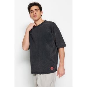 Trendyol Limited Edition Anthracite Men's Oversize Wash-Effect Appliqués 100% Cotton Thick T-Shirt.