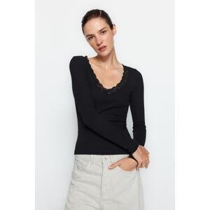 Trendyol Black V-Neck Lace Detailed Ribbed Fitted Cotton Stretchy Knitted Blouse