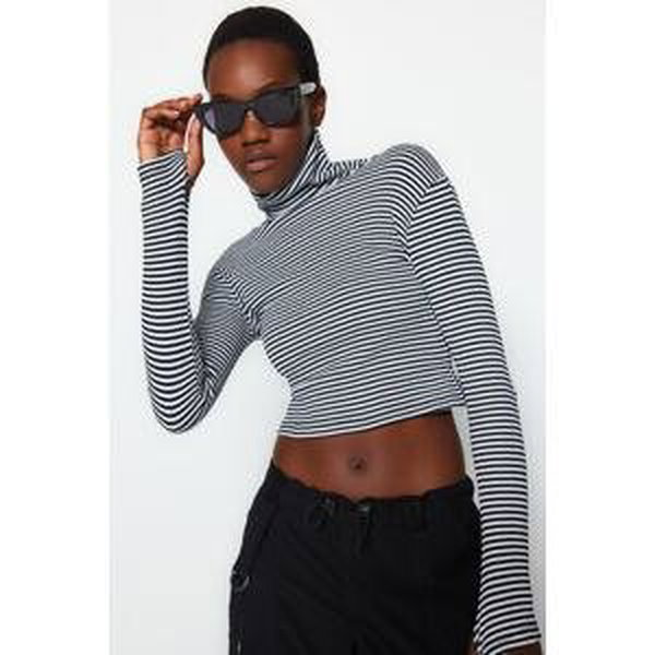 Trendyol Black and White Striped Fitted Turtleneck Finger Detailed Ribbed Stretchy Knitted Blouse