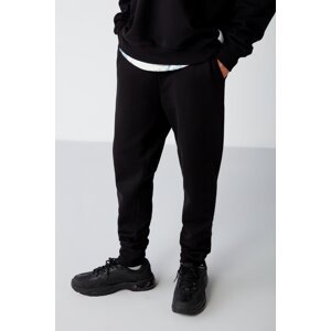GRIMELANGE Internal Men's Leg Stopper Elastic Comfort Fit Soft Fabric Black Sweatpant