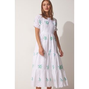 Happiness İstanbul Women's White Embroidery Scalloped Summer Dress