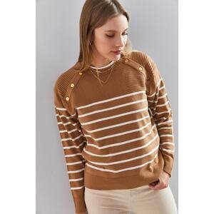 Bianco Lucci Women's Shoulders Button Detailed Knitwear Sweater