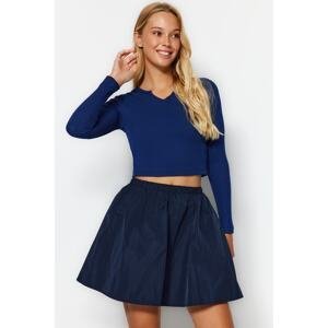 Trendyol Navy Waffle Fabric Fitted/Situated V Neck Crop Stretchy Knitted Blouse