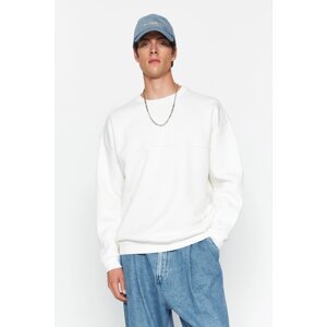 Trendyol Men's Ecru Oversize/Wide-Fit Crew Neck Stitch Detail Labeled Cotton Fleece Sweatshirt