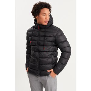 River Club Men's Black Thick Lined Water And Windproof Hooded Winter Puffer Coats