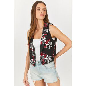 armonika Women's Red Patterned Buttonless Crop Vest