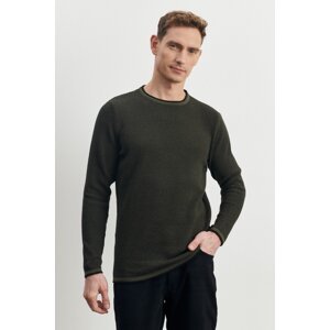 AC&Co / Altınyıldız Classics Men's Khaki-Black Recycle Standard Fit Regular Cut Crew Neck Knitwear Sweater