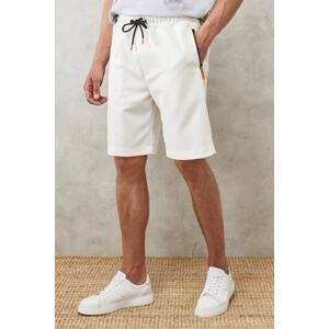 AC&Co / Altınyıldız Classics Men's White Standard Fit Normal Cut Casual Comfortable Knitted Shorts
