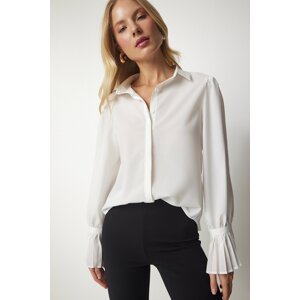 Happiness İstanbul Women's Ecru Pleated Balloon Sleeve Detail Woven Shirt