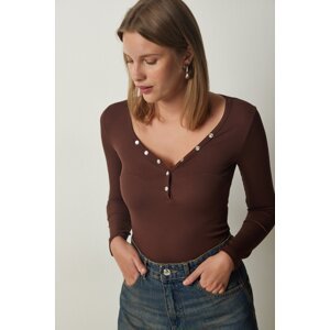 Happiness İstanbul Women's Brown Buttoned Collar Ribbed Crop Knitted Blouse