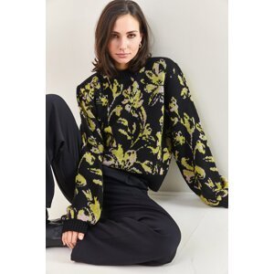 Bianco Lucci Women's Floral Pattern Knitted Sweater