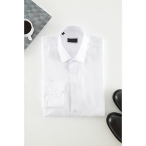 Trendyol Men's White Slim Fit Smart Shirt