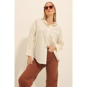 Trend Alaçatı Stili Women's Cream Laced Oversize Shirt