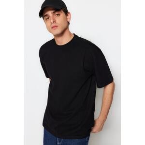 Trendyol Men's Black Basic 100% Cotton Relaxed/Comfortable Fit T-Shirt