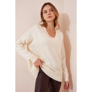 Happiness İstanbul Women's Cream V-Neck Oversize Knitwear Sweater