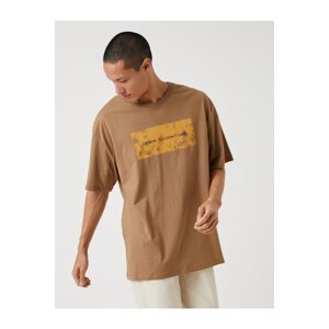 Koton Basic Oversize T-Shirt with Slogan Print Crew Neck Short Sleeves.