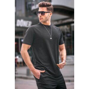 Madmext Men's Black Regular Fit Basic T-Shirt 6069