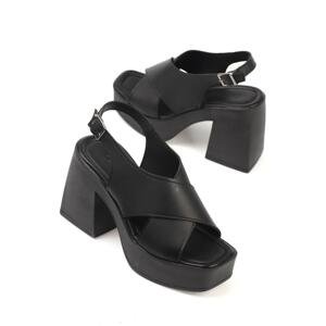 Capone Outfitters Capone Women's Chunky Toe Crossover Wide Strap Platform Heels Black Women's Sandals.