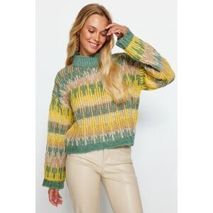 Trendyol Green Soft Textured Thick High Neck Knitwear Sweater