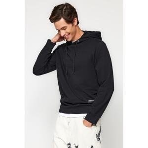Trendyol Men's Black Regular/Real Fit Hooded Labeled Fleece Thick Sweatshirt
