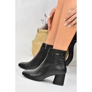 Fox Shoes Black Crocodile Print Thick Heeled Women's Boots