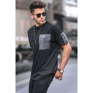 Madmext Black Pocket Detailed Men's Basic T-Shirt