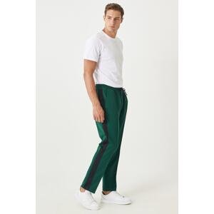 AC&Co / Altınyıldız Classics Men's Green-black Standard Fit Regular Fit Cotton Stripe Detail Flexible Sweatpants