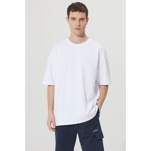 AC&Co / Altınyıldız Classics Men's White Oversize Wide Fit Crew Neck Short Sleeve Sweatshirt T-Shirt