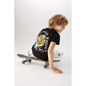 DEFACTO Boys Crew Neck Printed Short Sleeve T-Shirt