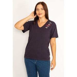 Şans Women's Plus Size Navy Blue V-Neck Embroidery Detailed Blouse