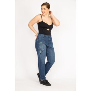 Şans Women's Large Size Navy Blue Embroidery Detailed 5 Pocket Jeans