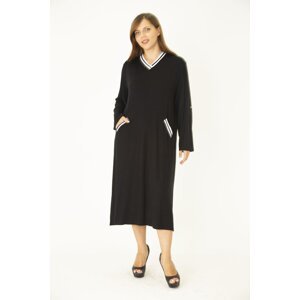 Şans Women's Plus Size Black Rib Detail V-neck Dress with Adjustable Sleeve Length and Pocket.