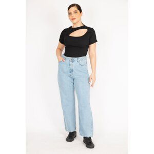 Şans Women's Blue Plus Size Wash-Effect High Waist Jeans with Front Buttons.