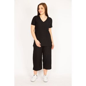 Şans Women's Black Plus Size Crispy Cloth V-Neck Blouse Elastic Waist Capri Suit