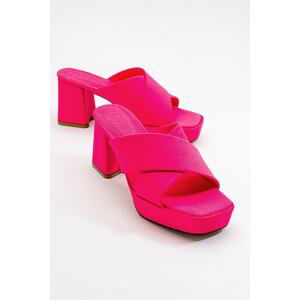 LuviShoes Lowa Fuchsia Women's Heeled Slippers