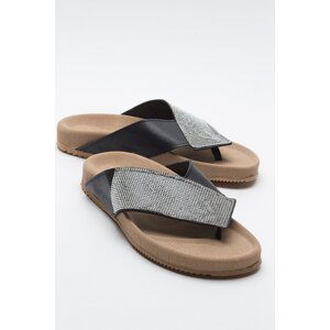 LuviShoes BEEN Women's Black Stones Leather Flip-Flops