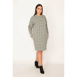 Şans Women's Plus Size Gray Plaid Print Crew Neck Side Pocket Dress