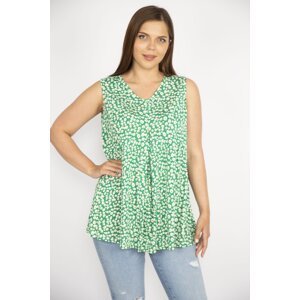 Şans Women's Green Plus Size V-Neck Front A Pleat Floral Patterned Blouse