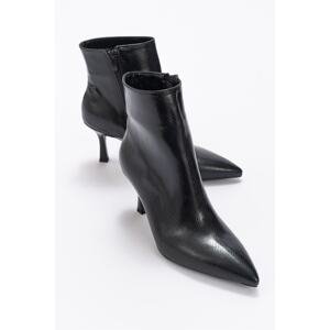 LuviShoes Raison Women's Black Patterned Boots