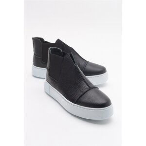 LuviShoes 110 Black Leather Women's Sneakers