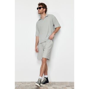 Trendyol Limited Edition Stone Men's Oversize/Wide Cut Textured Non-Wrinkle Ottoman Shorts