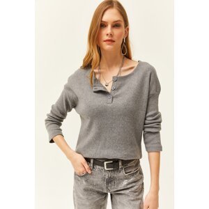 Olalook Women's Smoky Buttoned Ragged Loose Sweater